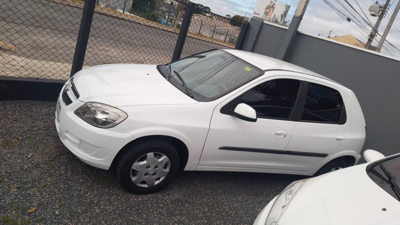 Celta  1.0 Completo LT 2015